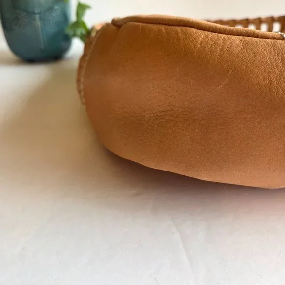 EUC Coach Poppy Whipstitched Hobo (#19004) in Natural Vachetta Leather - Picture 7 of 16